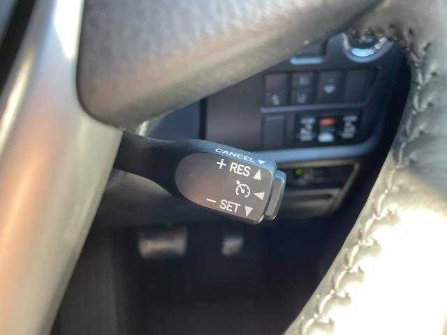 トヨタ ヴォクシー ZS 煌Ⅲ 岩手県 2020(令2)年 2.4万km ブラック 社外ＳＤナビ　フルセグＴＶ／ＣＤ／ＤＶＤ／Ｂｌｕｅｔｏｏｔｈ　/バックカメラ/ＥＴＣ/両側パワースライドドア　/寒冷地仕様　/クルーズコントロール　/前後ドライブレコーダー/４ＷＤ　/ハーフレザーシート