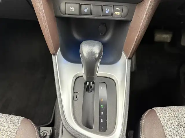 トヨタ ヤリスクロス ハイブリッド Z 愛知県 2021(令3)年 3.1万km ブラックマイカ トヨタセーフティーセンス/トヨタチームメイト/・アドバンスパーク/レーダークルーズコントロール/アラウンドビューモニター/純正ディスプレイナビ/・Bluetooth/・フルセグTV/・ミラーキャスト/AC100V/ハーフレザーシート/パワーシート/革巻きステアリング/シートヒーター/純正アルミホイール/USB