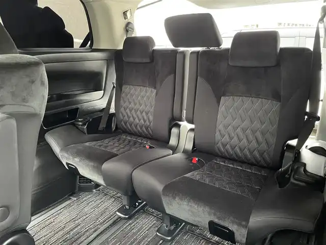 トヨタ ヴェルファイア Z Aエディション 東京都 2018(平30)年 9.5万km ブラック トヨタ純正10インチT-Connectナビ/・フルセグTV/・Bluetooth接続/前後ドライブレコーダー（Gloryse A120）/レーダークルーズコントロール/プリクラッシュセーフティーシステム(PCS)/レーントレーシングアシスト（LTA）/ロードサインアシスト（RSA）/先行車先行車発進告知/クリアランスソナー/フリップダウンモニター/両側パワースライドドア/バックカメラ/電子パーキング/オートホールド/オートハイビーム/純正フロアマット/純正18インチアルミホイール/100V充電/ドアバイザー/ETC/スマートキー/スペアキー