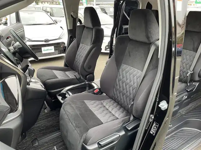 トヨタ ヴェルファイア Z Aエディション 東京都 2018(平30)年 9.5万km ブラック トヨタ純正10インチT-Connectナビ/・フルセグTV/・Bluetooth接続/前後ドライブレコーダー（Gloryse A120）/レーダークルーズコントロール/プリクラッシュセーフティーシステム(PCS)/レーントレーシングアシスト（LTA）/ロードサインアシスト（RSA）/先行車先行車発進告知/クリアランスソナー/フリップダウンモニター/両側パワースライドドア/バックカメラ/電子パーキング/オートホールド/オートハイビーム/純正フロアマット/純正18インチアルミホイール/100V充電/ドアバイザー/ETC/スマートキー/スペアキー