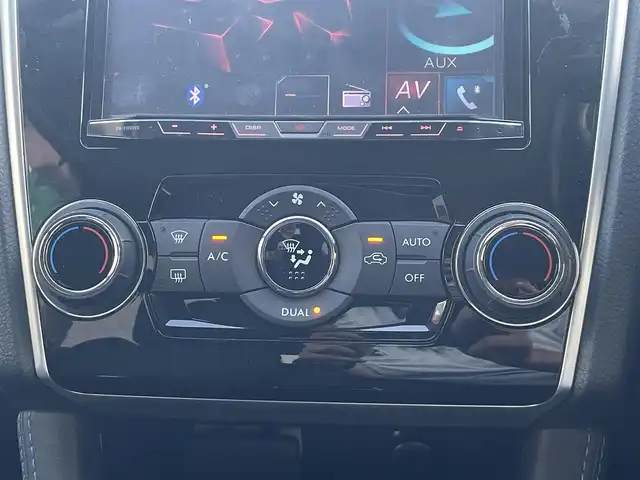 スバル レヴォーグ 1．6GT－S アイサイト 宮崎県 2015(平27)年 9.2万km クリスタルホワイトP 純正ナビ/（FH-100DVD）（BT）（DVD再生）/パワーシート/クルーズコントロール/コーナーセンサー/エアバックW+サイド/MT付きAT/（パドルシフト有り）/アイドリングストップ/レーンアシスト/純正アルミホイール/純正フロアマット/パワースタリング/パワーウインドウ/スマートキー/オートライト/純正LED/ABS/ETC