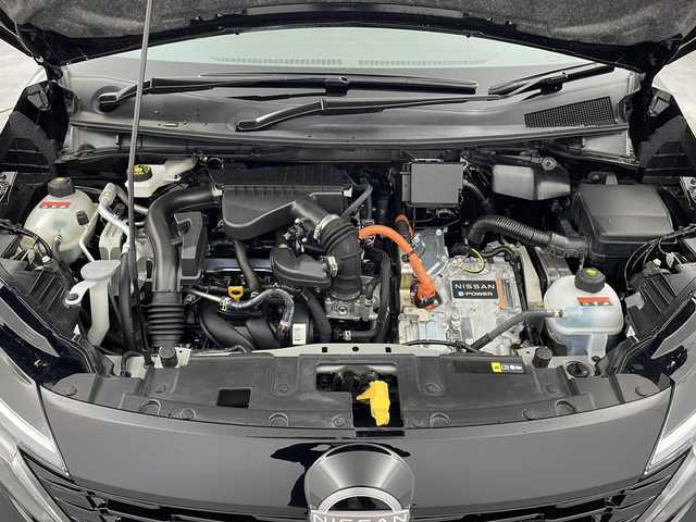 日産 オーラ ニスモ 栃木県 2024(令6)年 1.1万km スーパーブラック SSR17インチアルミホイール(夏タイヤミシュランPS4)×4本積込/柿本改マフラー/RS-Rダウンサス/衝突被害軽減ブレーキシステム/誤発進抑制機能(前進時)/車線逸脱警報システム/オートマチックハイビーム/後側方車両検知警報システム/後退時車両検知警報システム/全方位カメラ/LEDヘッドライト/フォグライト/バックフォグ/オートエアコン/オートライト/プッシュスタート/スマートキー/ステアリングスイッチ/純正ナビ/（CD/DVD/BT/TV/AM/FM)/インテリジェントルームミラー/コーナーセンサー/USB接続/純正17インチアルミホイール/スマートキー×2本