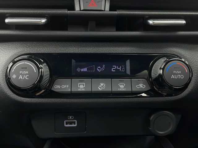 日産 オーラ ニスモ 栃木県 2024(令6)年 1.1万km スーパーブラック SSR17インチアルミホイール(夏タイヤミシュランPS4)×4本積込/柿本改マフラー/RS-Rダウンサス/衝突被害軽減ブレーキシステム/誤発進抑制機能(前進時)/車線逸脱警報システム/オートマチックハイビーム/後側方車両検知警報システム/後退時車両検知警報システム/全方位カメラ/LEDヘッドライト/フォグライト/バックフォグ/オートエアコン/オートライト/プッシュスタート/スマートキー/ステアリングスイッチ/純正ナビ/（CD/DVD/BT/TV/AM/FM)/インテリジェントルームミラー/コーナーセンサー/USB接続/純正17インチアルミホイール/スマートキー×2本