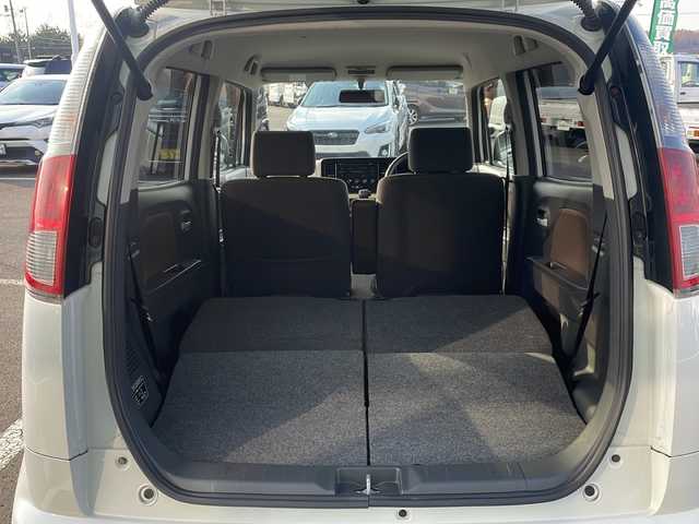 スズキ ＭＲワゴン X 道東・釧路十勝 2011(平23)年 7.2万km パールホワイト ・4WD/・純正液晶オーディオ/（FM・AM・USB・CD）/・バックカメラ/・ハロゲンライト/・ヘッドライトレベライザー/・運転席のみシートヒーター/・純正フロアマット/・ドアバイザー/・電格ミラー/・スマートキー/・プッシュスタート/・保証書