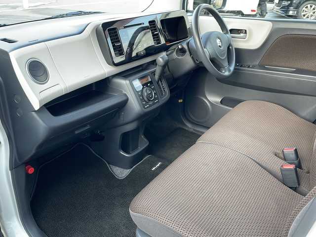 スズキ ＭＲワゴン X 道東・釧路十勝 2011(平23)年 7.2万km パールホワイト ・4WD/・純正液晶オーディオ/（FM・AM・USB・CD）/・バックカメラ/・ハロゲンライト/・ヘッドライトレベライザー/・運転席のみシートヒーター/・純正フロアマット/・ドアバイザー/・電格ミラー/・スマートキー/・プッシュスタート/・保証書