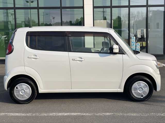 スズキ ＭＲワゴン X 道東・釧路十勝 2011(平23)年 7.2万km パールホワイト ・4WD/・純正液晶オーディオ/（FM・AM・USB・CD）/・バックカメラ/・ハロゲンライト/・ヘッドライトレベライザー/・運転席のみシートヒーター/・純正フロアマット/・ドアバイザー/・電格ミラー/・スマートキー/・プッシュスタート/・保証書