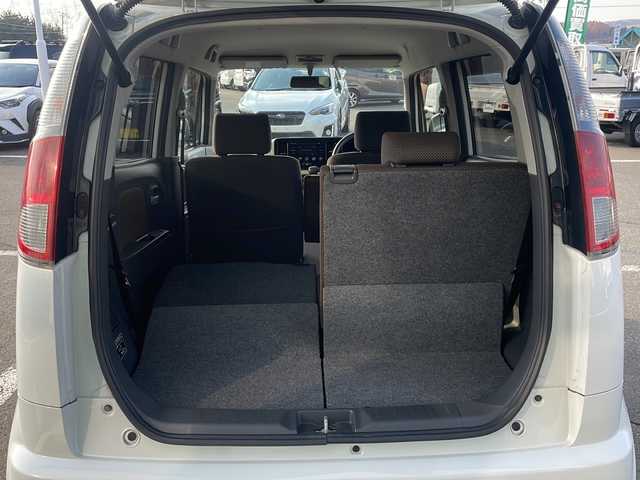 スズキ ＭＲワゴン X 道東・釧路十勝 2011(平23)年 7.2万km パールホワイト ・4WD/・純正液晶オーディオ/（FM・AM・USB・CD）/・バックカメラ/・ハロゲンライト/・ヘッドライトレベライザー/・運転席のみシートヒーター/・純正フロアマット/・ドアバイザー/・電格ミラー/・スマートキー/・プッシュスタート/・保証書