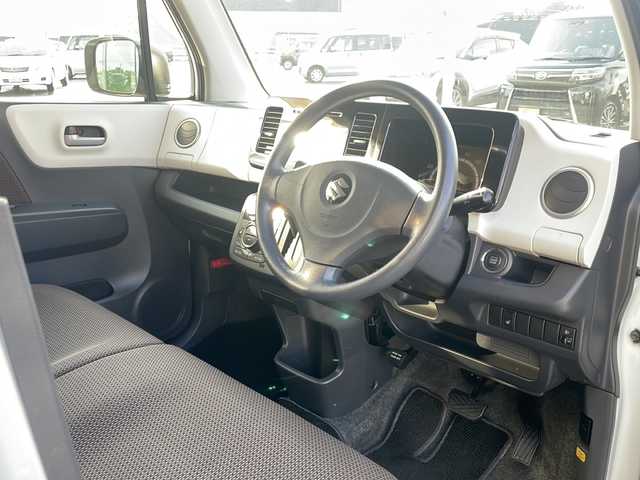 スズキ ＭＲワゴン X 道東・釧路十勝 2011(平23)年 7.2万km パールホワイト ・4WD/・純正液晶オーディオ/（FM・AM・USB・CD）/・バックカメラ/・ハロゲンライト/・ヘッドライトレベライザー/・運転席のみシートヒーター/・純正フロアマット/・ドアバイザー/・電格ミラー/・スマートキー/・プッシュスタート/・保証書