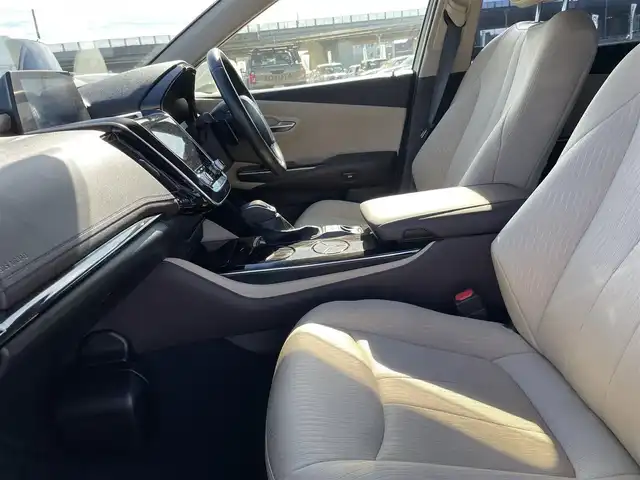 トヨタ クラウン ハイブリッド S Cパッケージ Four 石川県 2018(平30)年 6.5万km ホワイトパールクリスタルシャイン 4WD/純正メモリーナビ/フルセグTV/バックカメラ/LEDヘッドライト/トヨタセーフティセンス/レーダークルーズ/パワーシート/ドライブレコーダー/ETC/純正アルミホイール/スマートキー/プッシュスタート/電動ミラー/保証書