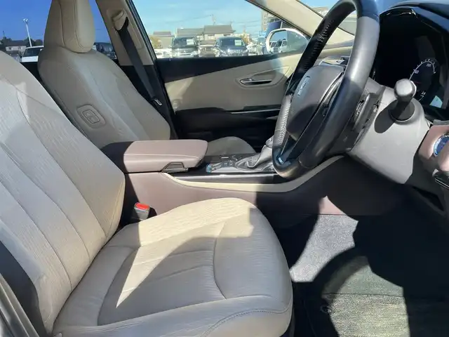 トヨタ クラウン ハイブリッド S Cパッケージ Four 石川県 2018(平30)年 6.5万km ホワイトパールクリスタルシャイン 4WD/純正メモリーナビ/フルセグTV/バックカメラ/LEDヘッドライト/トヨタセーフティセンス/レーダークルーズ/パワーシート/ドライブレコーダー/ETC/純正アルミホイール/スマートキー/プッシュスタート/電動ミラー/保証書