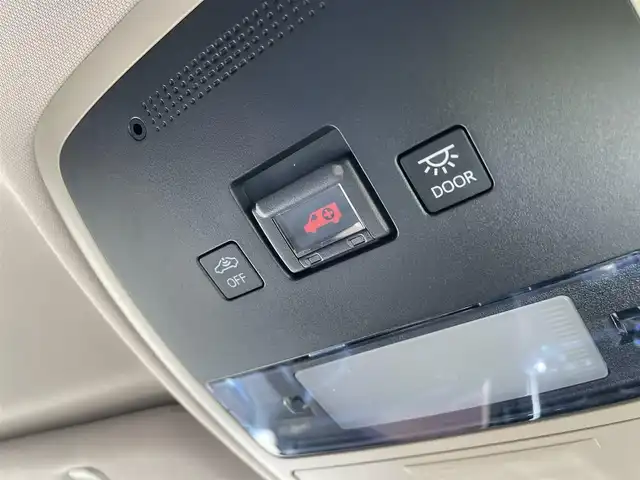 トヨタ クラウン ハイブリッド S Cパッケージ Four 石川県 2018(平30)年 6.5万km ホワイトパールクリスタルシャイン 4WD/純正メモリーナビ/フルセグTV/バックカメラ/LEDヘッドライト/トヨタセーフティセンス/レーダークルーズ/パワーシート/ドライブレコーダー/ETC/純正アルミホイール/スマートキー/プッシュスタート/電動ミラー/保証書