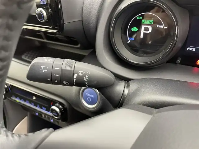 トヨタ ヤリス ハイブリッド Z 宮城県 2021(令3)年 1.6万km ブラック/アイスピンクメタリック ４ＷＤ/純正ＤＡナビ/アダプティブクルーズコントロール/ＢＳＭ/ＲＣＴＡ/ＬＥＤヘッドランプ/クリアランスソナー/バックモニター/前席シートヒーター/トヨタセーフティセンス/スマートフォン連携/ドライブレコーダー/オートライト/フルオートエアコン/禁煙車