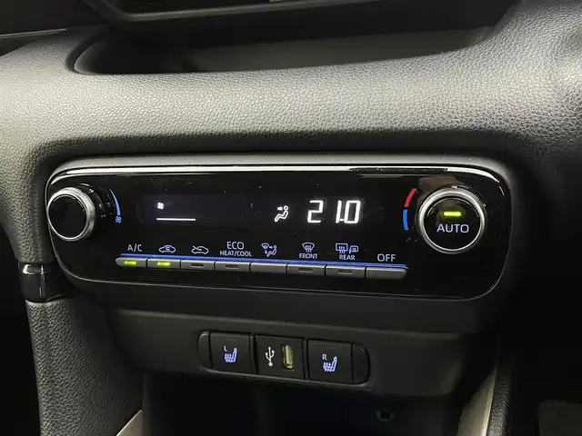 トヨタ ヤリス ハイブリッド Z 宮城県 2021(令3)年 1.6万km ブラック/アイスピンクメタリック ４ＷＤ/純正ＤＡナビ/アダプティブクルーズコントロール/ＢＳＭ/ＲＣＴＡ/ＬＥＤヘッドランプ/クリアランスソナー/バックモニター/前席シートヒーター/トヨタセーフティセンス/スマートフォン連携/ドライブレコーダー/オートライト/フルオートエアコン/禁煙車