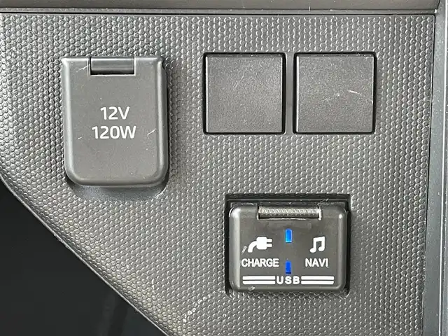 ダイハツ タフト X ターボ 山口県 2022(令4)年 0.8万km シャイニングホワイトパール ガラスルーフ/メモリナビ フルセグTV CD DVD BT USB/バックカメラ/ETC/ドラレコ/スマートキー 2個/衝突被害軽減ブレーキ/レーンアシスト/オートマチックハイビーム/LEDオートヘッドライト/コーナーセンサー/社外アルミホイール/ステアリングリモコン/電動パーキングブレーキ/オートブレーキホールド/W サイド カーテン エアバッグ/禁煙車