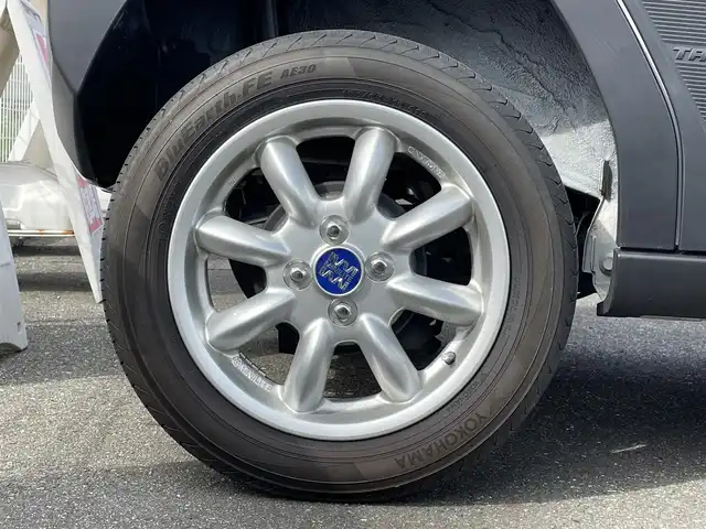 ダイハツ タフト X ターボ 山口県 2022(令4)年 0.8万km シャイニングホワイトパール ガラスルーフ/メモリナビ フルセグTV CD DVD BT USB/バックカメラ/ETC/ドラレコ/スマートキー 2個/衝突被害軽減ブレーキ/レーンアシスト/オートマチックハイビーム/LEDオートヘッドライト/コーナーセンサー/社外アルミホイール/ステアリングリモコン/電動パーキングブレーキ/オートブレーキホールド/W サイド カーテン エアバッグ/禁煙車