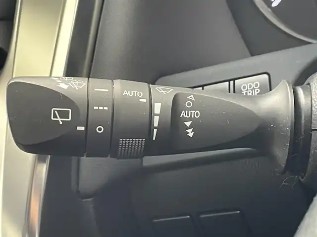 トヨタ ヴェルファイア Z Gエディション 滋賀県 2015(平27)年 4.5万km ホワイトパールクリスタルシャイン 禁煙車/アルパインナビ/CD/DVD/Bluetooth/フルセグTV/バックカメラ/ツインムーンルーフ/フリップダウンモニター/モデリスタエアロ/ETC/デジタルインナーミラー/クルーズコントロール/電動パーキング/ステアリングスイッチ/両側パワースライドドア/ステアリングヒーター/パワーシート/オットマン/純正アルミホイール