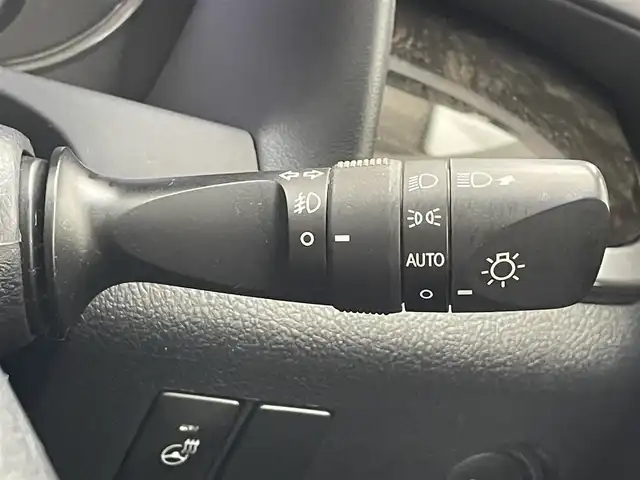 トヨタ ヴェルファイア Z Gエディション 滋賀県 2015(平27)年 4.5万km ホワイトパールクリスタルシャイン 禁煙車/アルパインナビ/CD/DVD/Bluetooth/フルセグTV/バックカメラ/ツインムーンルーフ/フリップダウンモニター/モデリスタエアロ/ETC/デジタルインナーミラー/クルーズコントロール/電動パーキング/ステアリングスイッチ/両側パワースライドドア/ステアリングヒーター/パワーシート/オットマン/純正アルミホイール