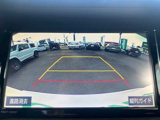 トヨタ Ｃ－ＨＲ S LEDパッケージ 静岡県 2019(令1)年 7万km ホワイトパールクリスタルシャイン ●純正ナビ/（フルセグ/CD/DVD/Bluetooth）/（NSZT-W68T）/●バックカメラ/●レーダークルーズコントロール/●プリクラッシュセーフティ/●レーンキープアシスト/●電動パーキングブレーキ/●オートブレーキホールド/●LEDヘッドライト/●オートライト/●オートマチックハイビーム/●革巻きステアリング/●ステアリングスイッチ/●電動格納ウインカーミラー/●ETC/●純正フロアマット/●ドアバイザー/●前方ドライブレコーダー/●プッシュスタート/●スマートキー/●横滑り防止装置/●純正17インチアルミホイール/●W+サイド+カーテンSRS+ABS