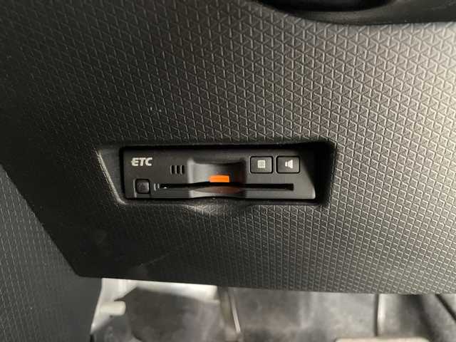 ダイハツ タント カスタム RS 愛知県 2019(令1)年 5.8万km シャイニングホワイトパール 純正ナビ/全方位カメラ/両側パワースライドドア/レーダークルーズコントロール/バックカメラ/コーナーセンサー/純正アルミホイール/LEDヘッドライト/オートマチックハイビーム/ETC/フルセグ/CD DVD/Bluetooth/ステアリングスイッチ/スマートキー/プッシュスタート