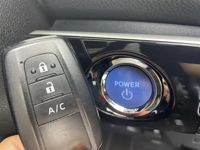 トヨタ プリウス ＰＨＶ A プレミアム 茨城県 2021(令3)年 4万km プラチナホワイトパールマイカ 純正ナビ/・フルセグテレビ/・Bluetooth/・バックカメラ/レーダークルーズコントロール/衝突被害軽減ブレーキ/ビルドインETC/エアロパーツ/・フロント/サイド/リア/シートヒーター（D+N席）/エアシート（D+N席）/ACC/LEDヘッドライド/パーキングアシスト/前後ドライブレコーダー/純正アルミホイール/プライグインHV/オートライト/オートハイビーム/盗難防止機能/レーンキープアシスト/横滑り防止機能/スマートキー/ABS