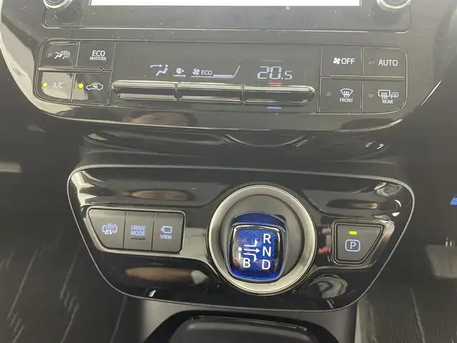 トヨタ プリウス ＰＨＶ A プレミアム 茨城県 2021(令3)年 4万km プラチナホワイトパールマイカ 純正ナビ/・フルセグテレビ/・Bluetooth/・バックカメラ/レーダークルーズコントロール/衝突被害軽減ブレーキ/ビルドインETC/エアロパーツ/・フロント/サイド/リア/シートヒーター（D+N席）/エアシート（D+N席）/ACC/LEDヘッドライド/パーキングアシスト/前後ドライブレコーダー/純正アルミホイール/プライグインHV/オートライト/オートハイビーム/盗難防止機能/レーンキープアシスト/横滑り防止機能/スマートキー/ABS