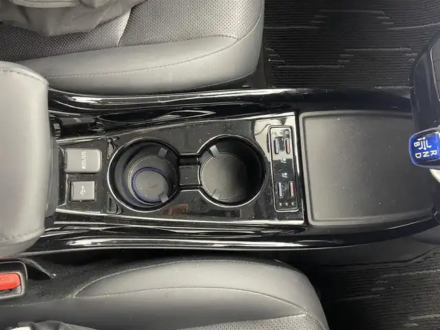 トヨタ プリウス ＰＨＶ A プレミアム 茨城県 2021(令3)年 4万km プラチナホワイトパールマイカ 純正ナビ/・フルセグテレビ/・Bluetooth/・バックカメラ/レーダークルーズコントロール/衝突被害軽減ブレーキ/ビルドインETC/エアロパーツ/・フロント/サイド/リア/シートヒーター（D+N席）/エアシート（D+N席）/ACC/LEDヘッドライド/パーキングアシスト/前後ドライブレコーダー/純正アルミホイール/プライグインHV/オートライト/オートハイビーム/盗難防止機能/レーンキープアシスト/横滑り防止機能/スマートキー/ABS