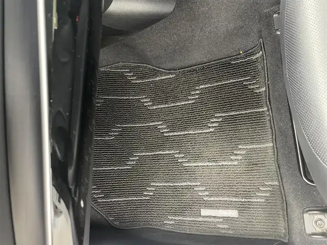 トヨタ プリウス ＰＨＶ A プレミアム 茨城県 2021(令3)年 4万km プラチナホワイトパールマイカ 純正ナビ/・フルセグテレビ/・Bluetooth/・バックカメラ/レーダークルーズコントロール/衝突被害軽減ブレーキ/ビルドインETC/エアロパーツ/・フロント/サイド/リア/シートヒーター（D+N席）/エアシート（D+N席）/ACC/LEDヘッドライド/パーキングアシスト/前後ドライブレコーダー/純正アルミホイール/プライグインHV/オートライト/オートハイビーム/盗難防止機能/レーンキープアシスト/横滑り防止機能/スマートキー/ABS
