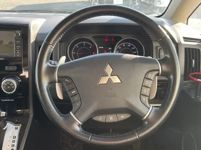 三菱 デリカＤ：５ D－Premium 千葉県 2014(平26)年 8.8万km ダイヤモンドブラックマイカ ロックフォードサウンドシステム ナビ バック/サイド/フロントカメラ 両側電動スライドドア 電動リアドア クルコン ETC USB ドラレコ フルセグ パワーシート AC100V パドルシフト BT