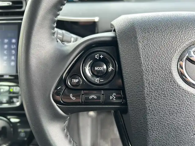 トヨタ プリウス S ツーリングセレクション 福島県 2019(平31)年 5.8万km シルバーM 純正ナビ/フルセグTV/バックカメラ/ビルドインETC/ドライブレコーダー/レーダークルーズコントロール/衝突被害軽減ブレーキ/レーンキープアシスト/横滑り防止装置/アイドリングストップ/シートヒーター/オートライト/オートハイビーム/LEDヘッドライト/フォグランプ/スマートキー/プッシュスタート/電動格納ミラー/社外17インチAW/純正フロアマット
