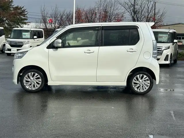 スズキ ワゴンＲ スティングレー X 山形県 2014(平26)年 5.5万km クリスタルホワイトP ４WD/衝突被害軽減/SDナビ/　　【CD　フルセグ　USB　】/HIDオートライト/シートヒーター/純正14インチアルミホイール/アイドリングストップ/フロアマット/電動格納ミラー/ステアリングスイッチ/スマートキー