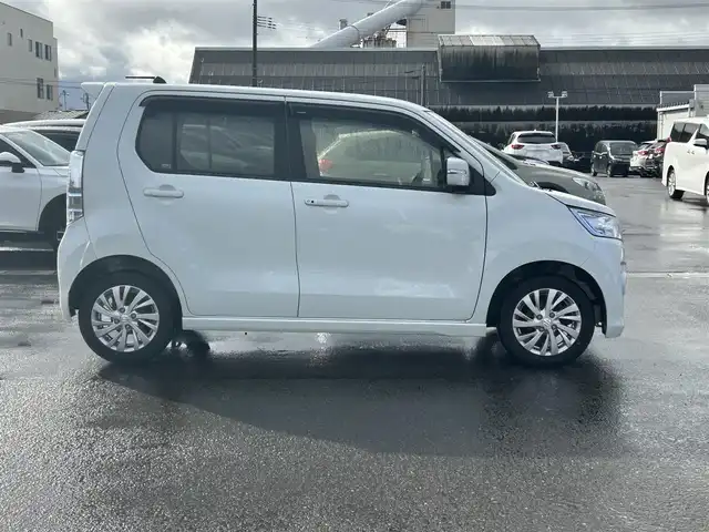 スズキ ワゴンＲ スティングレー X 山形県 2014(平26)年 5.5万km クリスタルホワイトP ４WD/衝突被害軽減/SDナビ/　　【CD　フルセグ　USB　】/HIDオートライト/シートヒーター/純正14インチアルミホイール/アイドリングストップ/フロアマット/電動格納ミラー/ステアリングスイッチ/スマートキー