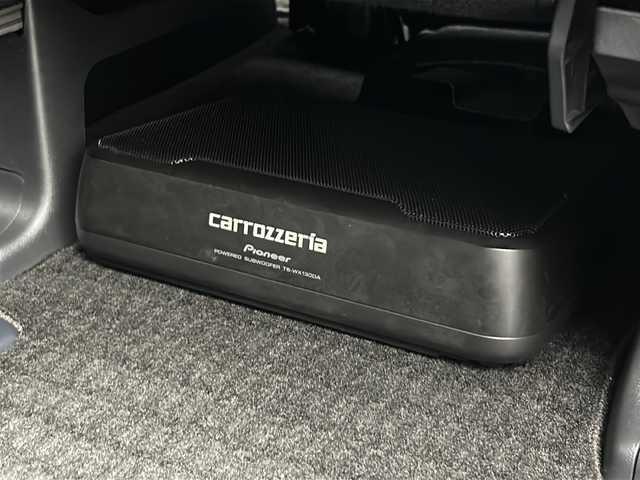 トヨタ ヴォクシー S－Z 大阪府 2022(令4)年 3.9万km アティチュードブラックマイカ ワンオーナー/10.5型ディスプレイオーディオ(フルセグＴＶ　ＡＭ　ＦＭ　ＢＴ　ＣＤ　ＤＶＤ　Ｍｉｒａｃａｓｔ　ＨＤＭＩ　Ａｐｐｌｅｃａｒｐｌａｙ）/サブウーファー(TS-WX130DA)/バックカメラ/前後ドライブレコーダー/ETC/クルーズコントロール追従機能付き/衝突軽減ブレーキ/横滑り防止装置/オートライト/オートマチックハイビーム/コーナーセンサー/パーキングアシスト/WAC/シートヒーター/ハーフレザーシート/両側パワースライドドア/パワーバックドア/純正フロアマット/純正AW