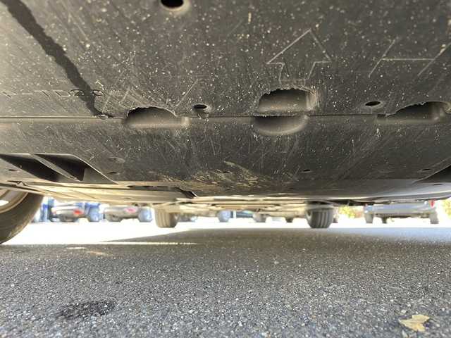 トヨタ プリウス S 宮城県 2016(平28)年 14.6万km シルバーM 【(株)IDOMが運営する【じしゃロン仙台店】の自社ローン対象車両になります。こちらは現金ご利用時の価格です。自社ローンご希望の方は別途その旨お申付け下さい。】/純正SDナビ/Buletooth/バックカメラ/フルセグ/プッシュスタート/スマートキー/ETC/LEDヘッドライト