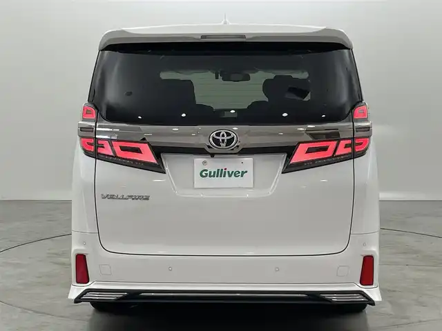 トヨタ ヴェルファイア Z Gエディション 福岡県 2018(平30)年 8.3万km ホワイトパールクリスタルシャイン ＴＲＤエアロ　/後席モニター　/純正１０型ナビ　/バックカメラ　/ビルトインＥＴＣ　/ドラレコ　/ＡＣＣ　/コーナーセンサー　/衝突被害軽減ブレーキ　/レーンキープ　/両側電動スライドドア　/パワーバックドア　/パワーシート