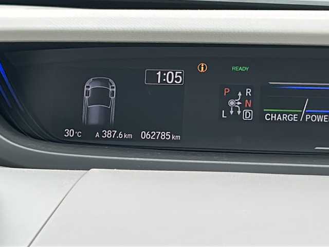 ホンダ フリード ハイブリット G ホンダセンシング 大阪府 2018(平30)年 6.3万km プレミアムスパークルブラックパール 社外ナビ（ＣＤ　ＢＴ）/スマートキー　/プッシュスタート　/バックモニター/路外逸脱抑制機能/衝突軽減ブレーキ/レーンキープアシスト/電動格納ミラー/ウインカーミラー　/ビルトインＥＴＣ　/両側電動スライドドア　/レーダークルーズコントロール　/ホンダセンシング　/ＬＥＤヘッドライト　/オートライト