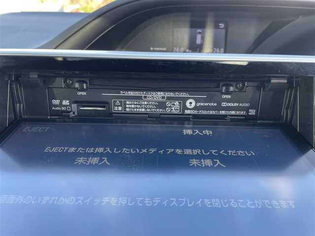 トヨタ ノア G 神奈川県 2018(平30)年 2.5万km ラグジュアリーホワイトパールクリスタルシャインガラスフレーク 純正10インチナビ(フルセグTV/AM/FM/BT/CD/DVD)/モデリスタエアロ/サンルーフ/ToyotaSafetySense　C/　・プリクラッシュセーフティシステム/　・レーンディパーチャーアラート/車線逸脱警報/　・オートマチックハイビーム/　・先行車発進告知機能/Stop＆Start System/クルーズコントロール/デジタルルームミラー/前後ドラレコ/両側パワースライドドア/フォグライト/シートヒーター(D+N席)/USB端子/スマートキー×2/取扱説明書/整備手帳