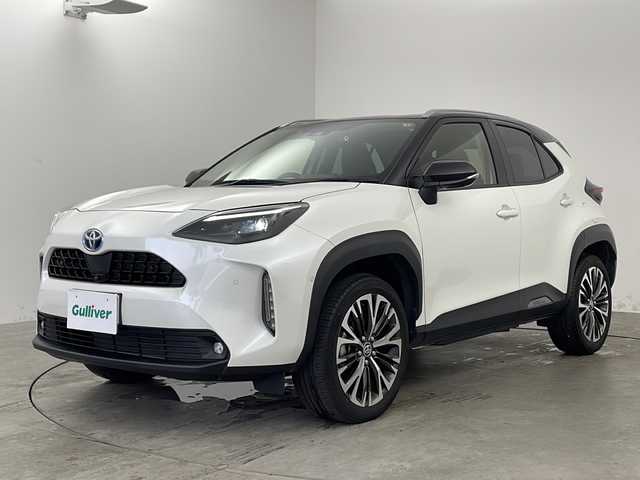 トヨタ ヤリスクロス ハイブリッド Z 兵庫県 2020(令2)年 2万km ブラックマイカ/ホワイトパールクリスタルシャイン 2トーン ・ワンオーナー/・トヨタセーフティセンス/・衝突軽減ブレーキ/・レーンキープアシスト/・レーダークルーズコントロール/・パーキングサポートブレーキ/・純正8型ナビ＆TV＆BT＆USB/・パノラマミックビューモニター/・ブラインドスポットモニター/・ステアリングヒーター/・前席シートヒーター/・ビルトインETC/・前後コーナーセンサー/・前後ドライブレコーダー/・ハーフレザーシート/・ヘッドアップディスプレイ/・AC100V電源/・純正フロアマット/・電子パーキング/・ブレーキホールド/・スマートキー/・スペアキー/・プッシュスタート