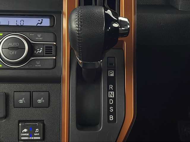 ダイハツ タフト G ターボ 新潟県 2020(令2)年 2.6万km サンドベージュメタリック 4WD/スマートアシスト/ガラスルーフ/純正ナビ/　　フルセグ/CD/DVD/BT/アラウンドビューモニター/レーダークルーズコントロール/LEDオートライト/Fフォグ/シートヒーター/純正15インチアルミホイール/ステアリングスイッチ/USBポート/スマートキー