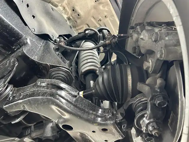 トヨタ ハイラックス Z 滋賀県 2021(令3)年 2.5万km オキサイドブロンズM ディーゼル/4WD(F4)/6速AT/TRDマッドフラップ/airplex製ボンネットガード/クラッツィオ製シートカバー/7インチ社外ナビ【CN-RE07WD】/(FM/AM/CD/DVD/フルセグ/Bluetooth)/ETC/前ドライブレコーダー/バックカメラ/プリクラッシュブレーキアシスト	/レーンキープアシスト	/レーダークルーズコントロール/標識検知機能	/電動格納ミラー/アイドリングストップ/革巻きステアリング/ステアリングスイッチ/オートライト/LEDヘッドライト/フロントフォグ/フルオートエアコン/プッシュスタート/スマートキー/スペアキー/ゴムフロアマット