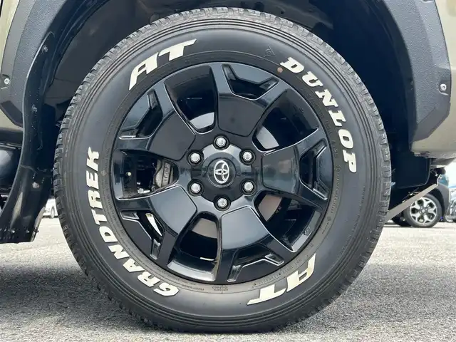 トヨタ ハイラックス Z 滋賀県 2021(令3)年 2.5万km オキサイドブロンズM ディーゼル/4WD(F4)/6速AT/TRDマッドフラップ/airplex製ボンネットガード/クラッツィオ製シートカバー/7インチ社外ナビ【CN-RE07WD】/(FM/AM/CD/DVD/フルセグ/Bluetooth)/ETC/前ドライブレコーダー/バックカメラ/プリクラッシュブレーキアシスト	/レーンキープアシスト	/レーダークルーズコントロール/標識検知機能	/電動格納ミラー/アイドリングストップ/革巻きステアリング/ステアリングスイッチ/オートライト/LEDヘッドライト/フロントフォグ/フルオートエアコン/プッシュスタート/スマートキー/スペアキー/ゴムフロアマット