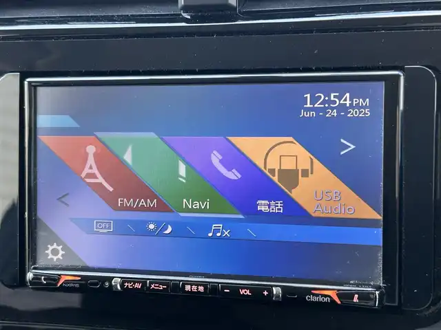 トヨタ プリウス S 山形県 2016(平28)年 9.7万km シルバーM 4WD/社外SDナビ/（FM/AM/USB/BT/CD/AUX)/バックカメラ/前方ドライブレコーダー/ビルトインETC/横滑り防止装置/盗難防止装置/オートライト/オートマチックハイビーム/ＬＥＤヘッドライト/社外アルミホイール/ドアバイザー/フロアマット/スタッドレスタイヤ積み込み（社外AW）/保証書/取扱説明書