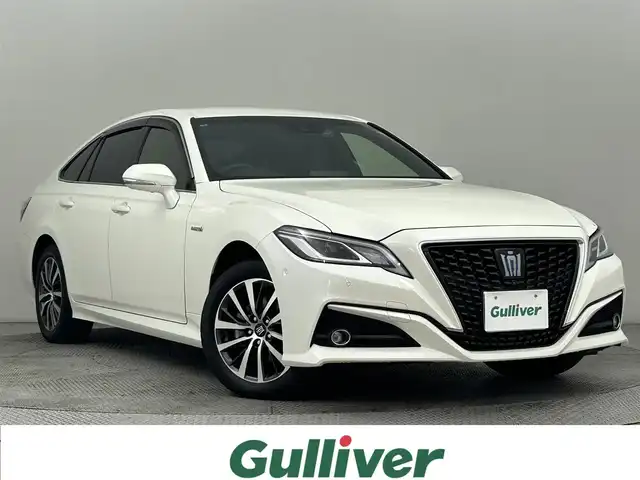 トヨタ クラウン ハイブリッド S Cパッケージ Four 道央・札幌 2019(令1)年 3.9万km ホワイトパールクリスタルシャイン ・4WD/・ワンオーナー/・純正メモリーナビ/　CD/DVD/SD/Bt/USB/AUX/Miracast/フルセグ/・パノラミックビューカメラ/・HUD/・レーダークルーズコントロール/・LTA/・PCS/・BSM/・RCTA/・RSA/・LEDヘッドライト/・オートハイビーム/・シートヒーター（D/N）/・パワーシート（D/N）/・ステアリングヒーター/・オートブレーキホールド/・ビルトインETC/・スマートキー/・プッシュスタート/・保証書、取説（有）/・スペアキーｘ１
