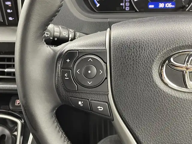 トヨタ ヴォクシー ハイブリッド ZS 煌Ⅲ 熊本県 2021(令3)年 3.9万km ブラック 純正７型ナビ　型式：ＮＳＺＴ－Ｗ６８Ｔ/（ＦＭ／ＡＭ／ＢＴ／ＣＤ／ＤＶＤ／ＵＳＢ）/モデリスタエアロ/ハーフレザーシート/シートヒーター/両側パワースライドドア/純正アルミホイール/前後コーナーセンサー/トヨタセーフティセンス/ＬＥＤヘッドライト/フロントフォグ