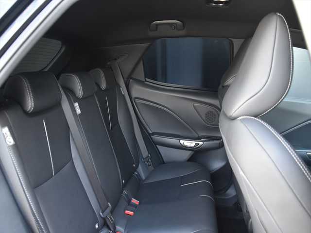 レクサス ＬＢＸ リラックス 和歌山県 2024(令6)年 3万km ブラックマイカ モデリスタエアロ/黒革シート/AppleCarPlay/ヘッドアップディスプレイ/フルセグTV/360度カメラ/ACC/ブラインドスポット/レーンキープ/プリクラッシュセーフティ/ワイヤレス充電/パーキングアシスト/オートテールゲート/パワーシート/シートヒーター/純18incAW/コーナーセンサー/LEDライト/ETC/スペアキー
