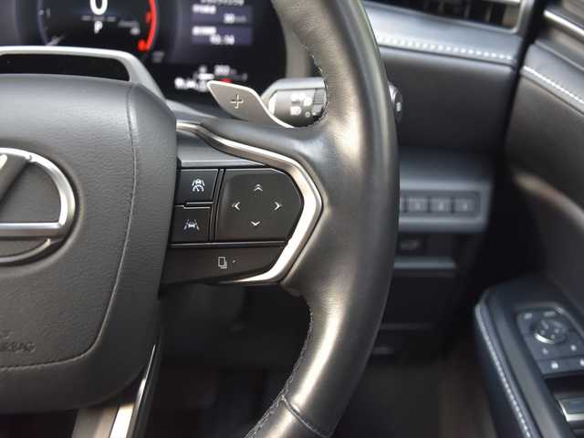 レクサス ＬＢＸ リラックス 和歌山県 2024(令6)年 3万km ブラックマイカ モデリスタエアロ/黒革シート/AppleCarPlay/ヘッドアップディスプレイ/フルセグTV/360度カメラ/ACC/ブラインドスポット/レーンキープ/プリクラッシュセーフティ/ワイヤレス充電/パーキングアシスト/オートテールゲート/パワーシート/シートヒーター/純18incAW/コーナーセンサー/LEDライト/ETC/スペアキー