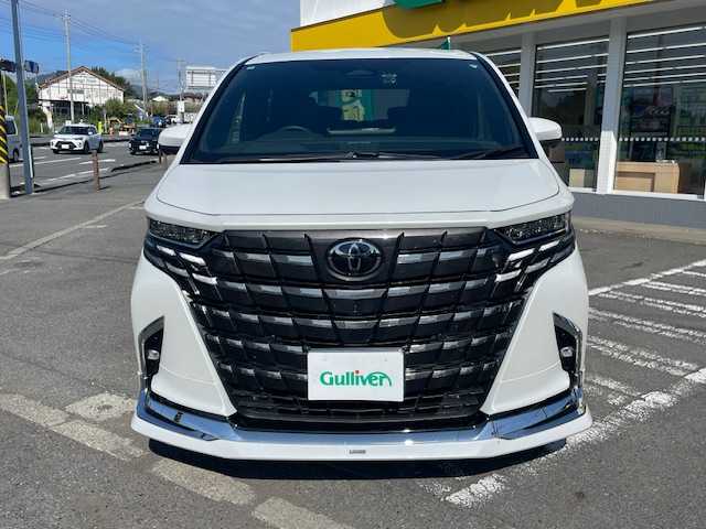 トヨタ アルファード Z 神奈川県 2024(令6)年 2.2万km プラチナホワイトパールマイカ モデリスタエアロ/レーダークルーズコントロール/キャプテンシート（シートヒーター、エアーシート、オットマン、パワーシート）/衝突軽減システム/横滑り防止装置/レーンキープアシスト/クリアランスソナー/パワーシート/エアーシート/シートヒーター/電動リアゲート/両側パワースライドドア/純正ナビ/FM/AM/フルセグTV/USB（タイプC）/ETC