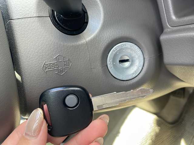 スズキ エブリイ JOINターボ 大阪府 2021(令3)年 1.1万km クールカーキPM ワンオーナー/4WD、5F/ハイルーフ/社外AW/社外SDナビ/　CD.DVD.BT.フルセグTV/ドラレコ/ETC/保証書.取説/純正フロアマット