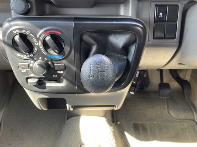 スズキ エブリイ JOINターボ 大阪府 2021(令3)年 1.1万km クールカーキPM ワンオーナー/4WD、5F/ハイルーフ/社外AW/社外SDナビ/　CD.DVD.BT.フルセグTV/ドラレコ/ETC/保証書.取説/純正フロアマット