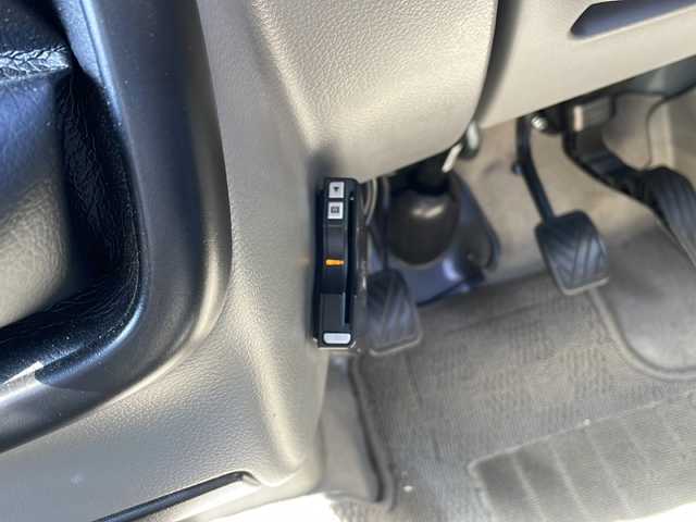 スズキ エブリイ JOINターボ 大阪府 2021(令3)年 1.1万km クールカーキPM ワンオーナー/4WD、5F/ハイルーフ/社外AW/社外SDナビ/　CD.DVD.BT.フルセグTV/ドラレコ/ETC/保証書.取説/純正フロアマット