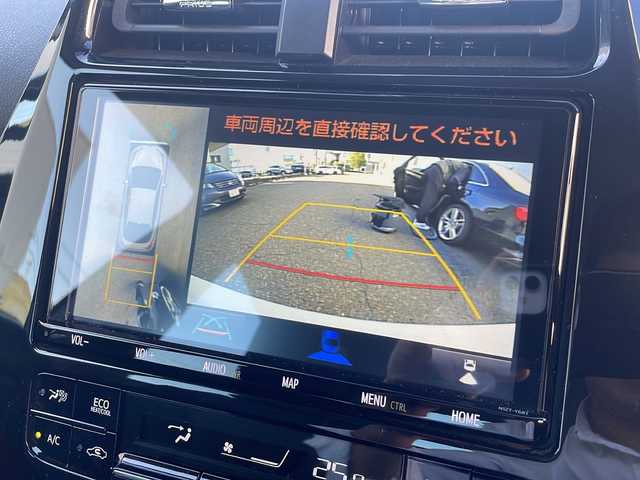 トヨタ プリウス S ツーリングセレクション 福井県 2021(令3)年 6.4万km プラチナホワイトパールマイカ ワンオーナー/純正9インチメモリナビゲーション/（CD/DVD/BT）/フルセグテレビ/360°カメラ/プリクラッシュセーフティ/レーンキープアシスト/アダプティブクルーズコントロール/ブラックレザーシート/クリアランスソナー/純正17インチアルミホイール/ETC2.0（ビルトイン）/LEDヘッドライト/LEDフォグランプ/スペアタイヤ/オートハイビーム/オートライト/AC100V電源/ドライブレコーダー/オートリトラミラー/シートヒーター/ステアリングリモコン/プッシュスタート/スマートキー/保証書/取扱説明書